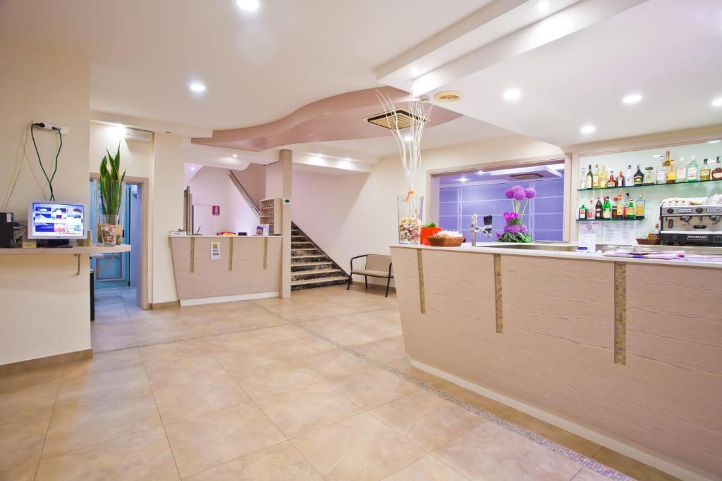 Hotel Thea Белларія-Іджеа-Марина Екстер'єр фото